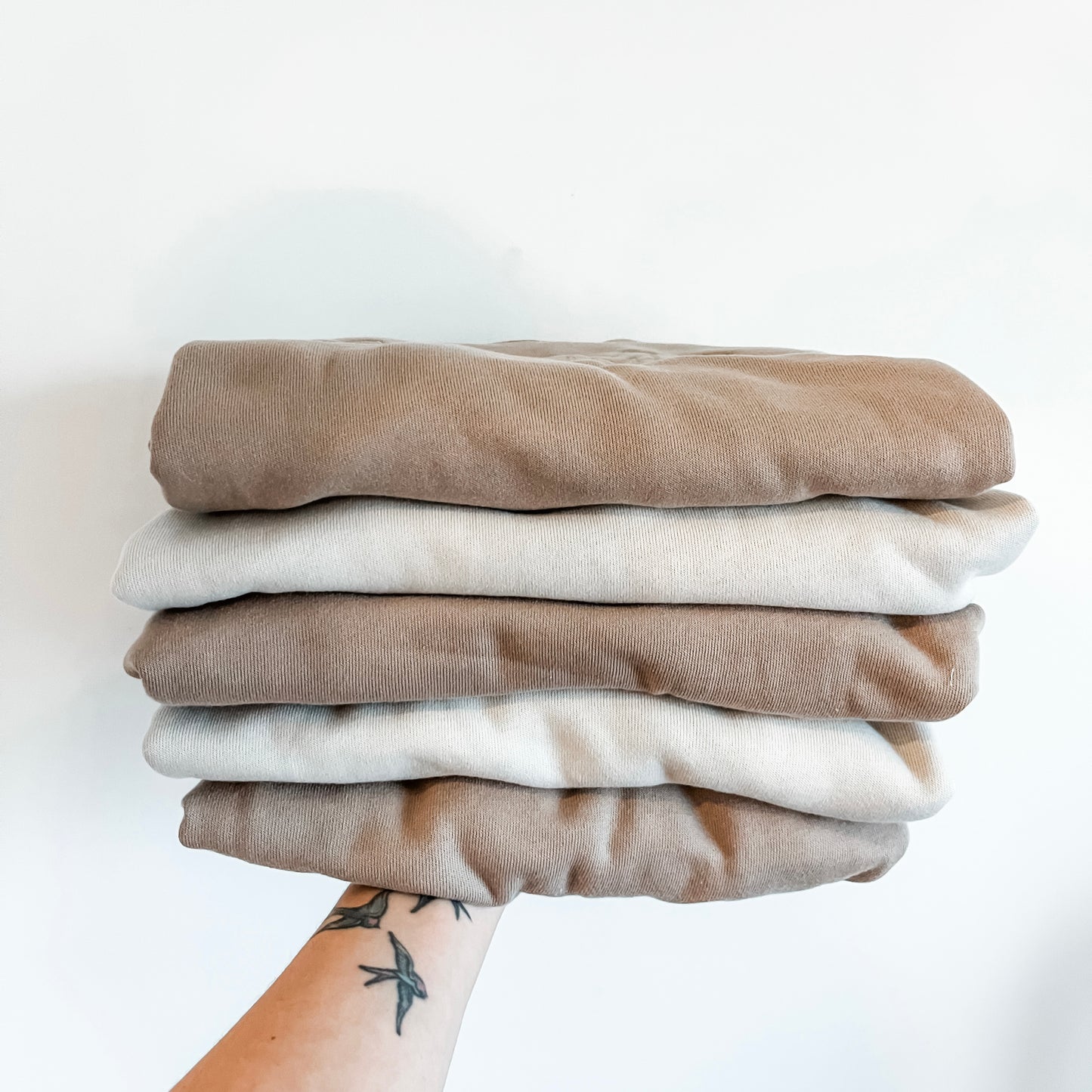 Embroidered Mama Pullover
