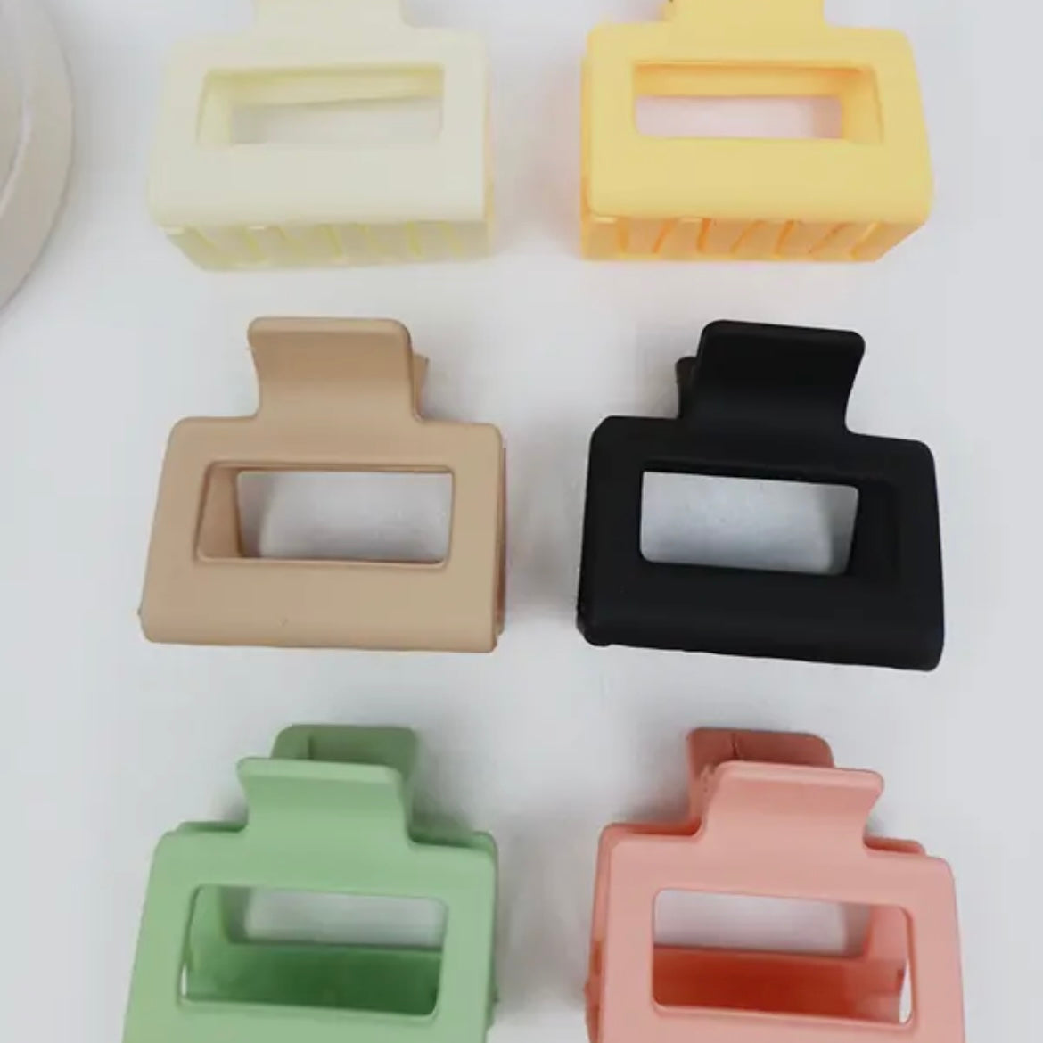 Small Matte Rectangle Hair Claw (2pk.)