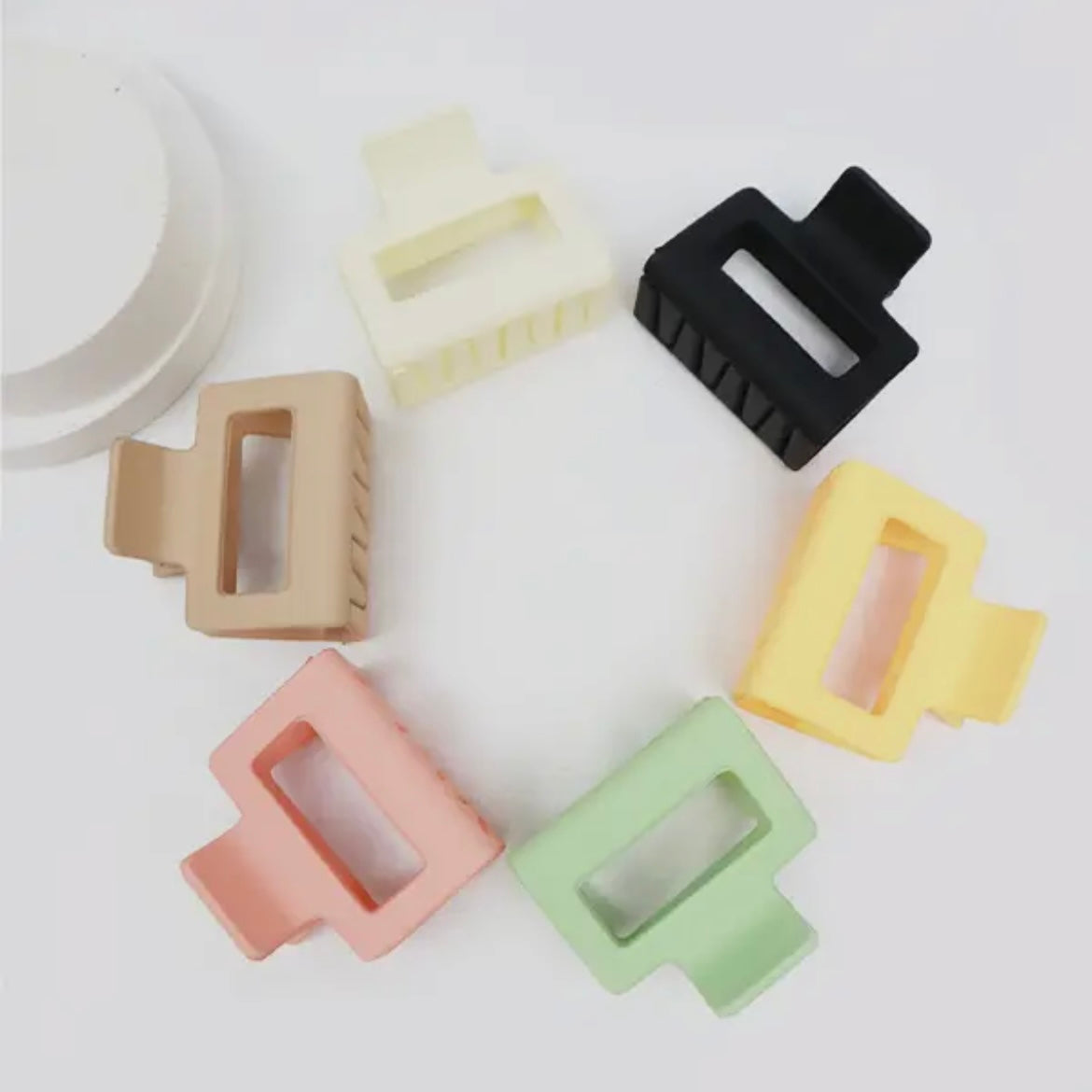 Small Matte Rectangle Hair Claw (2pk.)