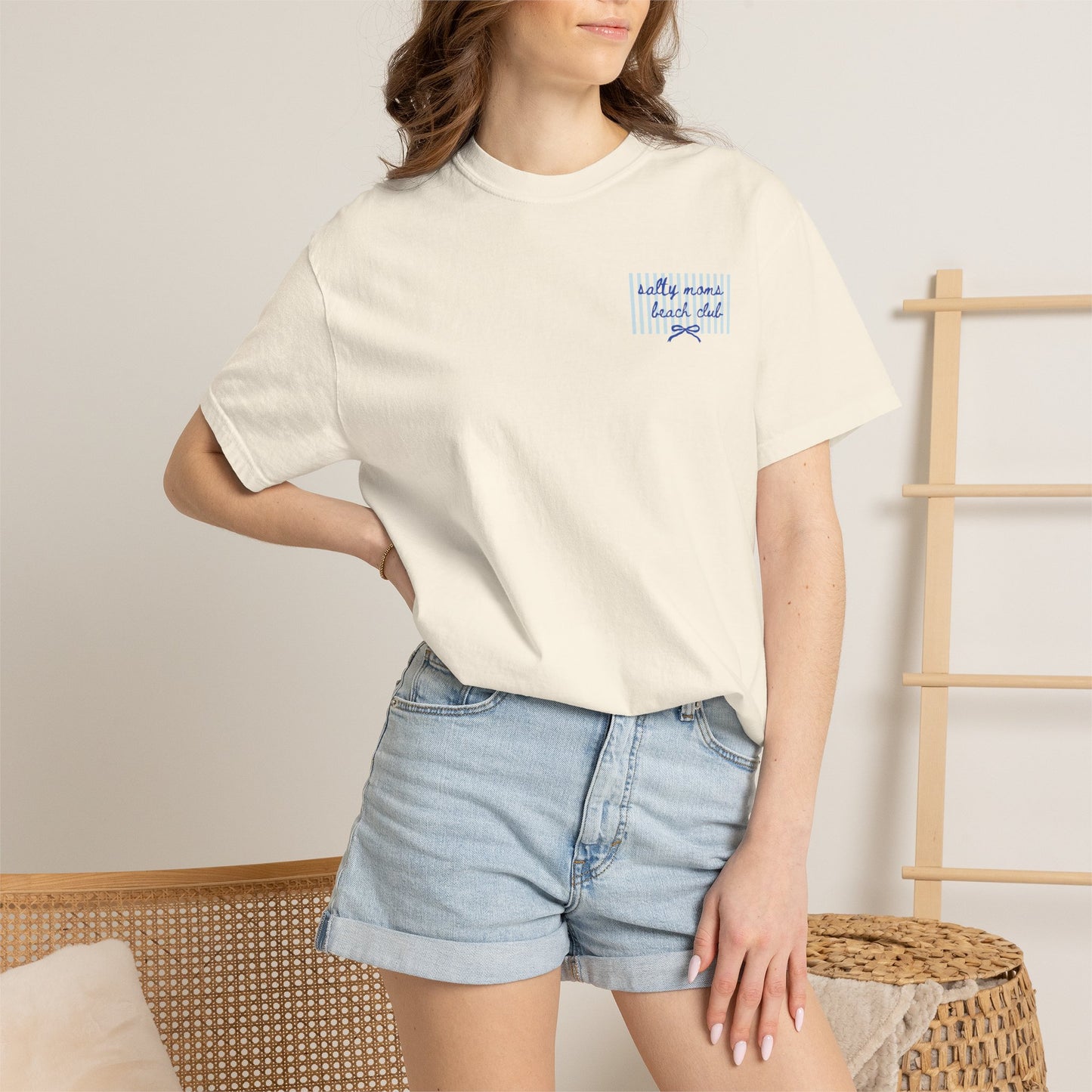 Pocket Script T‑Shirt — "Salty Moms Beach Club" Minimal Graphic Tee
