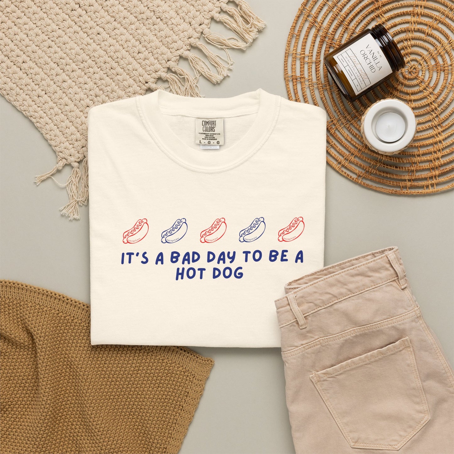 “It’s a Bad Day to Be a Hot Dog” Graphic T-Shirt