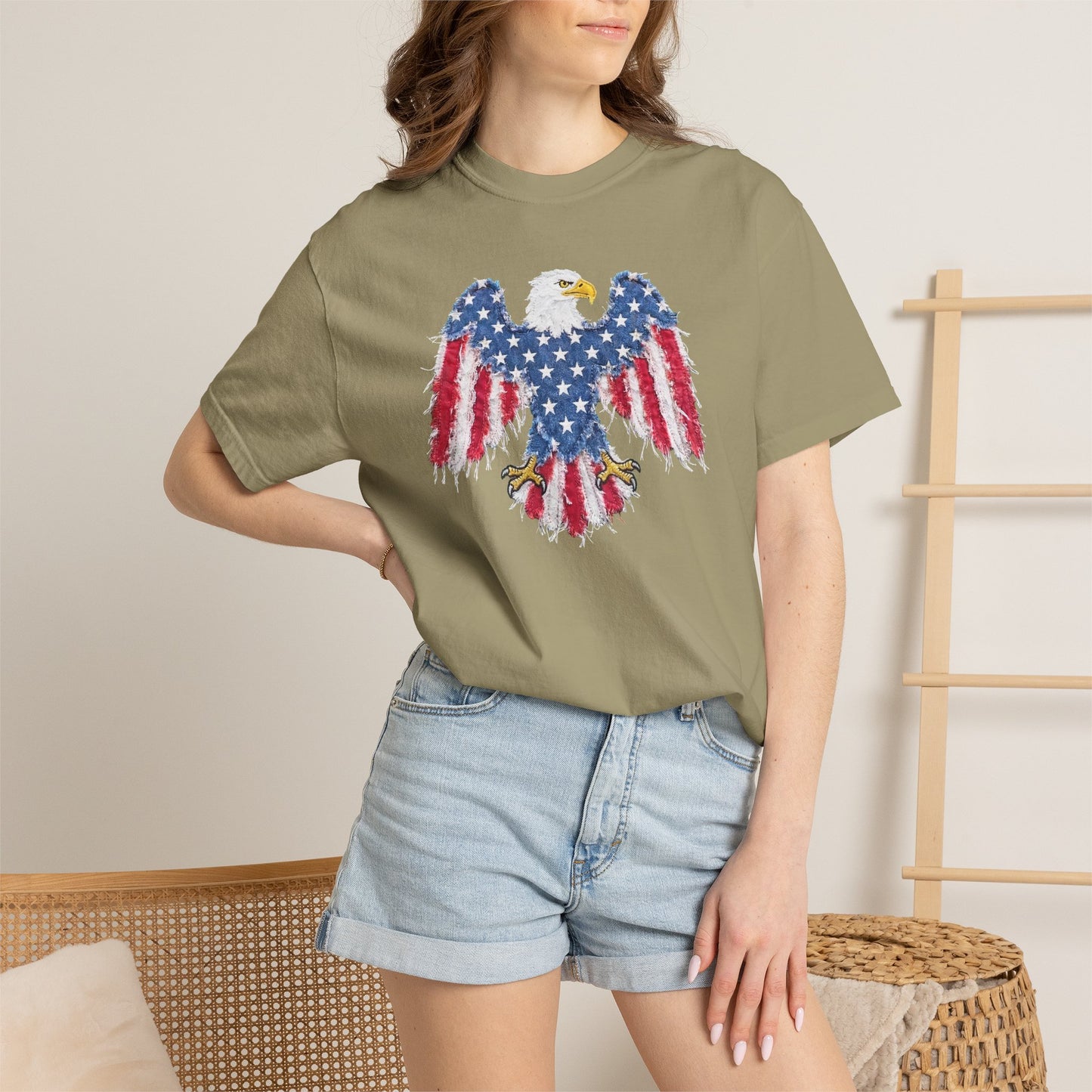 Patriotic Eagle Print T-Shirt — Distressed American Flag Graphic