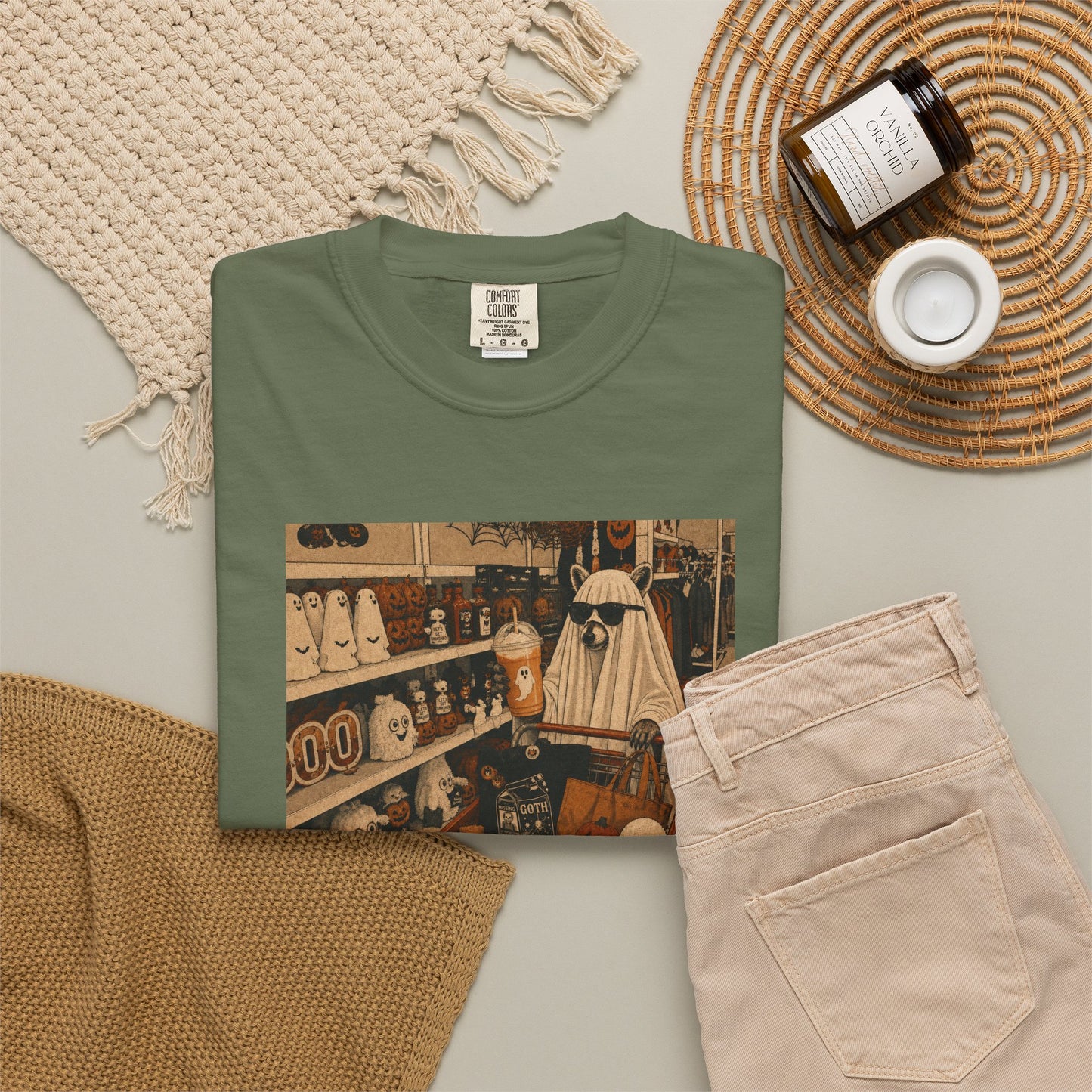 Graphic T-Shirt — Vintage Halloween Shop Photo "just a few things"