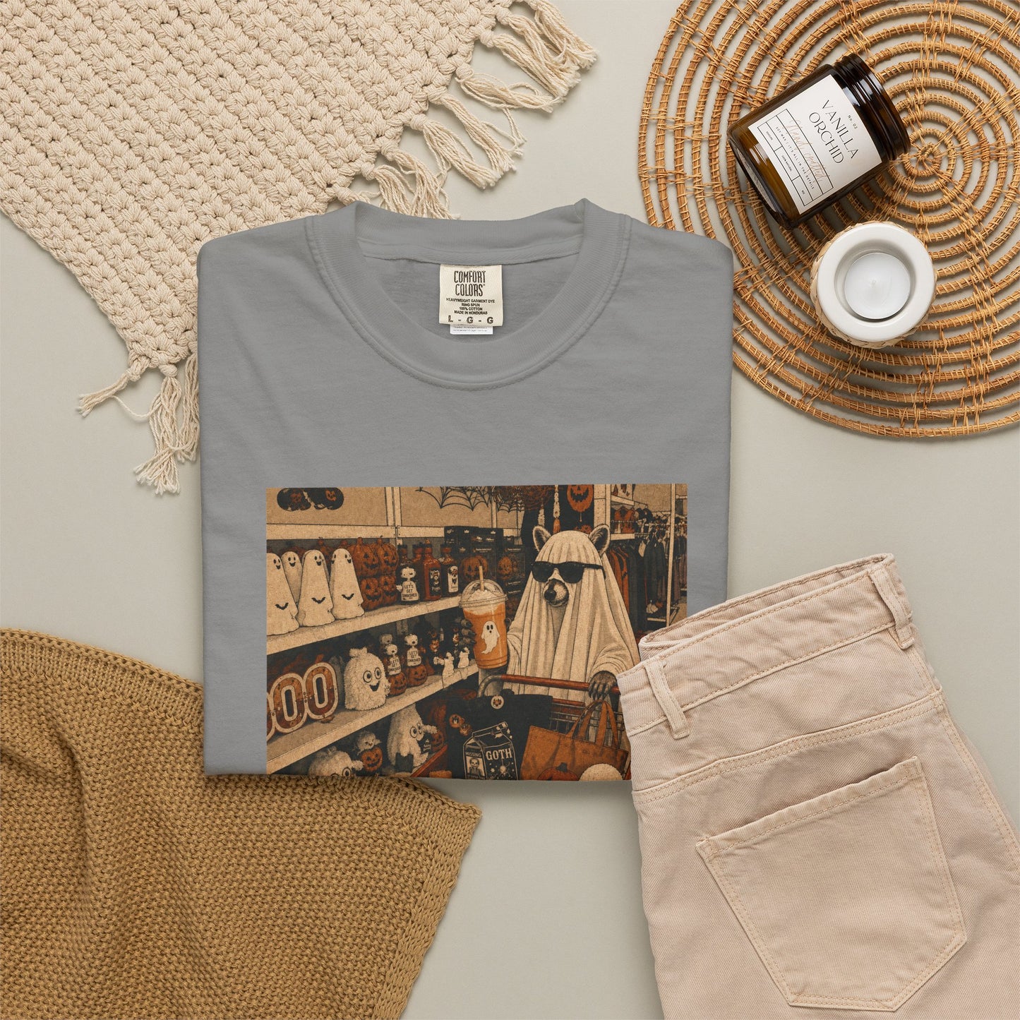 Graphic T-Shirt — Vintage Halloween Shop Photo "just a few things"