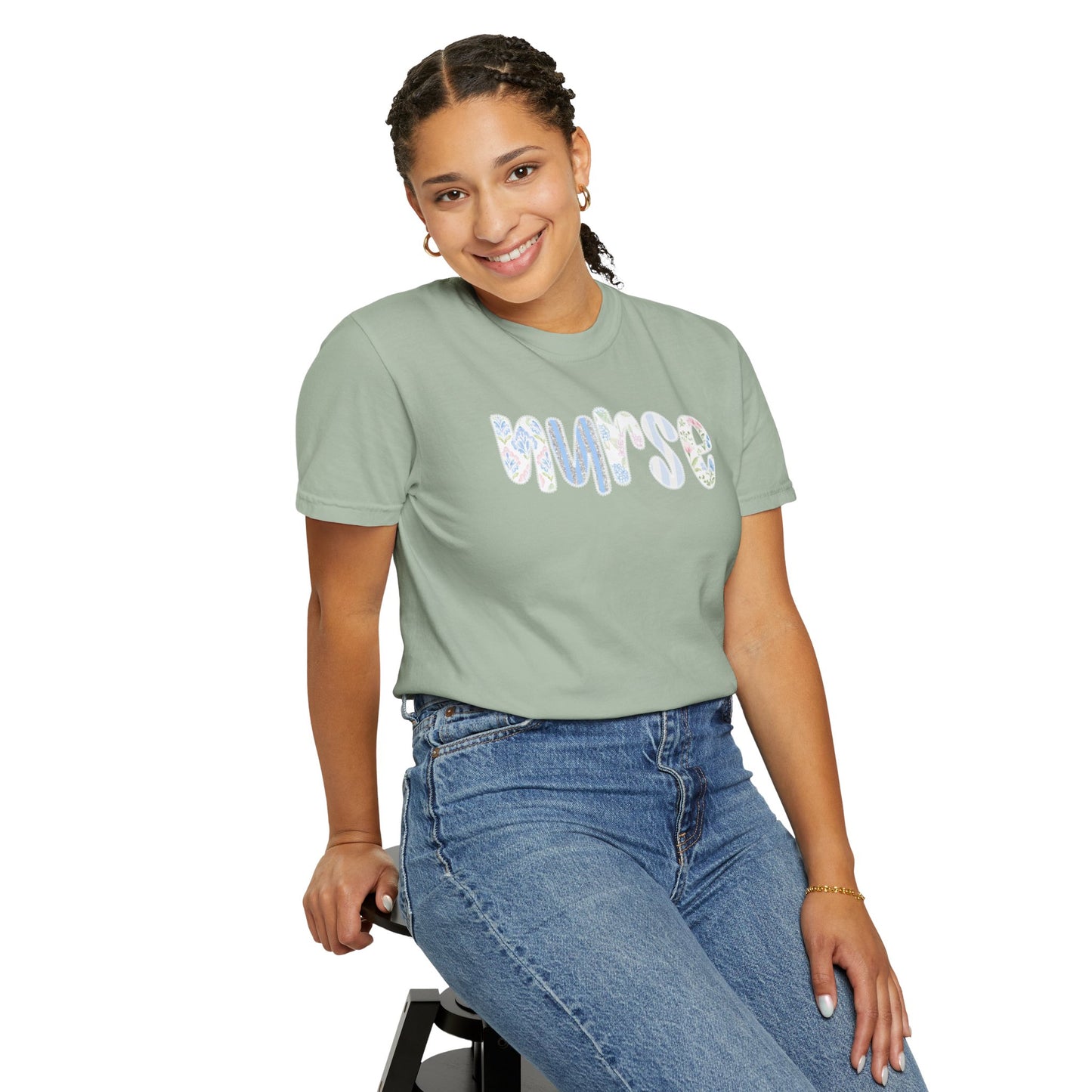 Nurse Floral Script T‑Shirt — Healthcare Appreciation