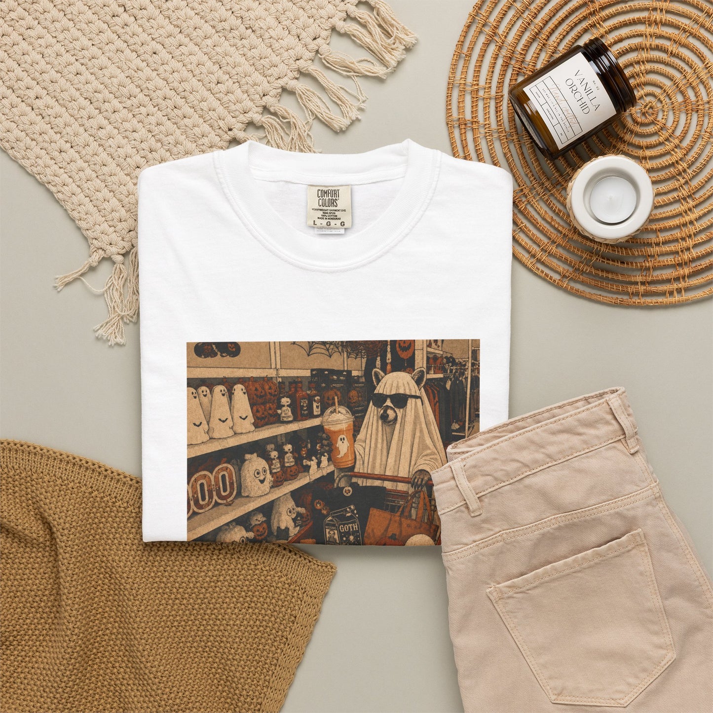Graphic T-Shirt — Vintage Halloween Shop Photo "just a few things"