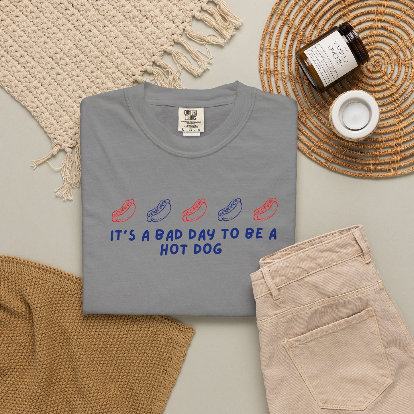 “It’s a Bad Day to Be a Hot Dog” Graphic T-Shirt
