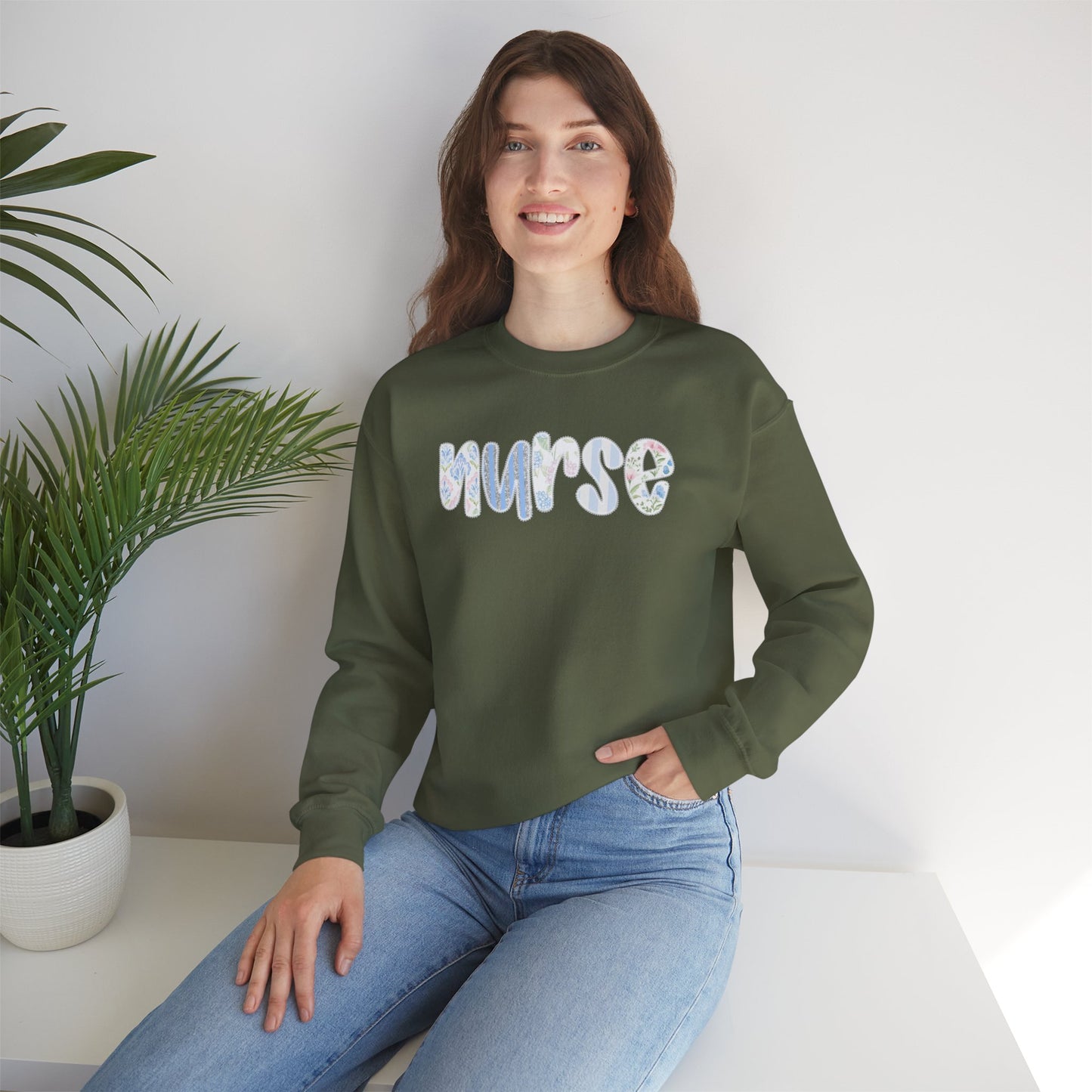 Nurse Unisex Heavy Blend™ Crewneck Sweatshirt
