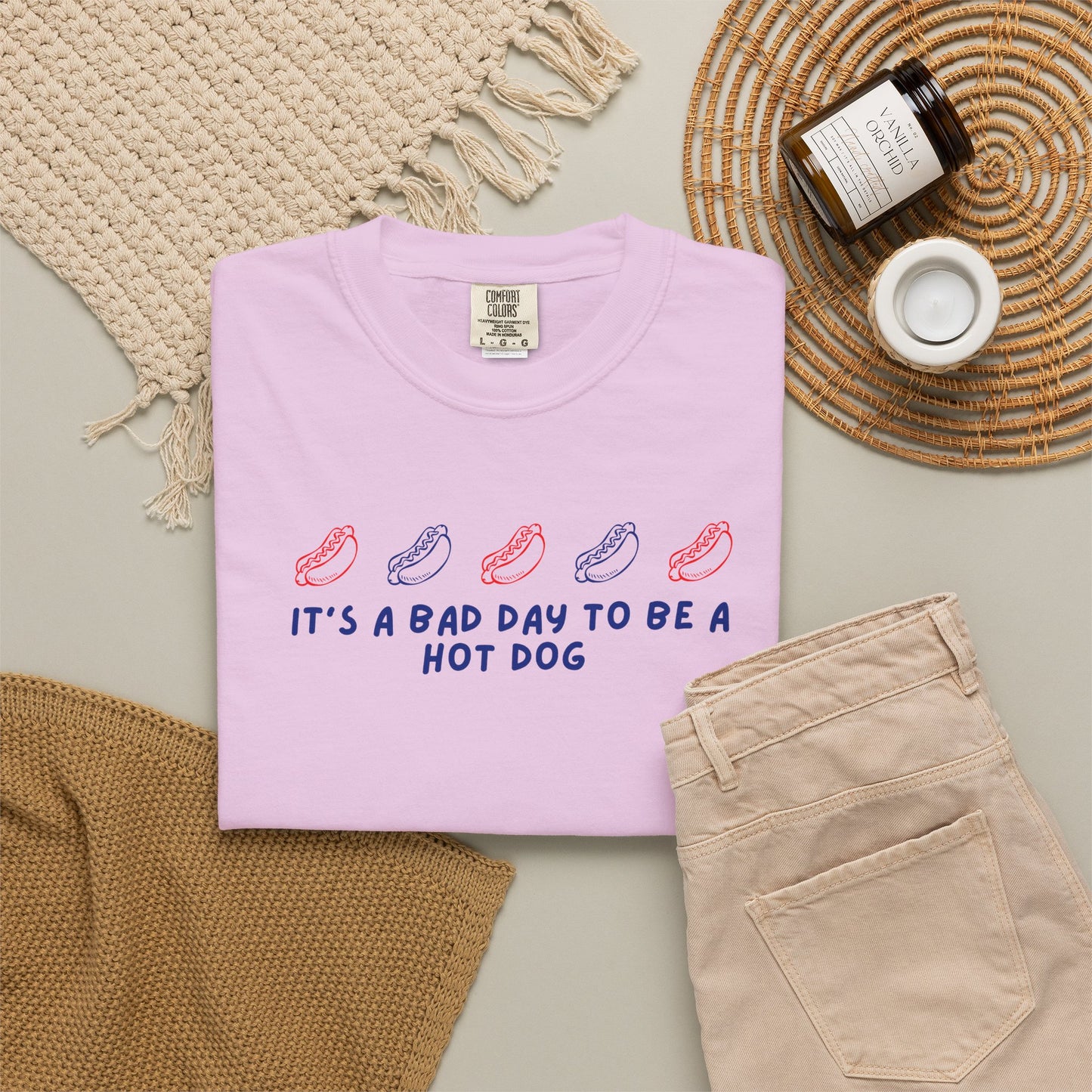 “It’s a Bad Day to Be a Hot Dog” Graphic T-Shirt