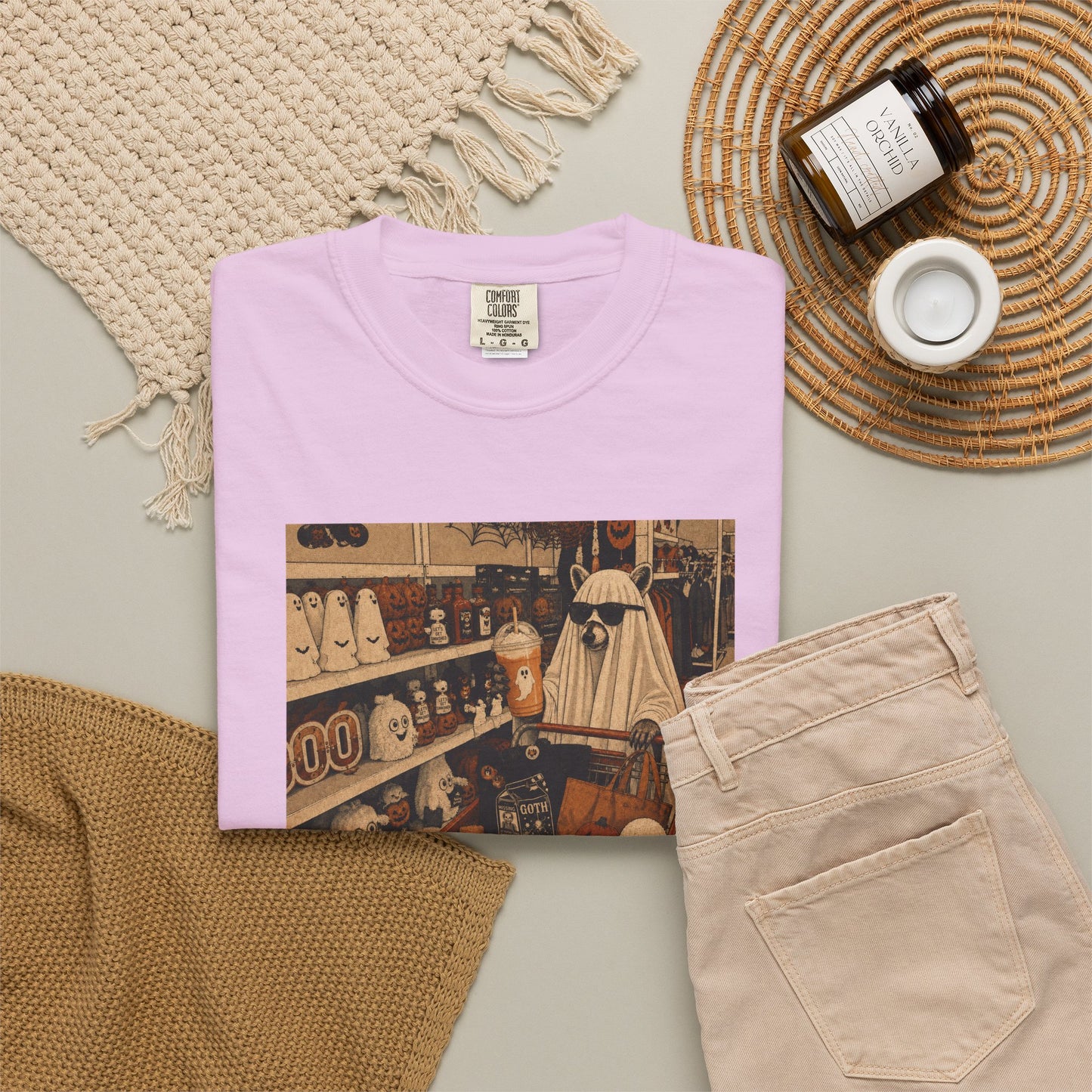 Graphic T-Shirt — Vintage Halloween Shop Photo "just a few things"