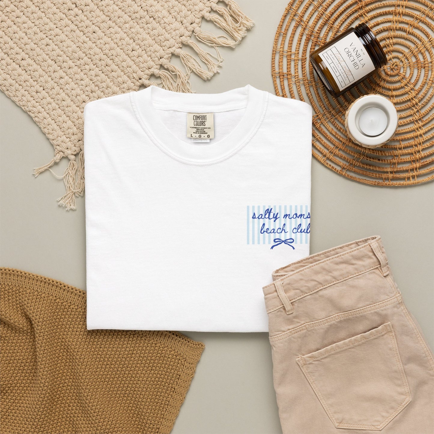 Pocket Script T‑Shirt — "Salty Moms Beach Club" Minimal Graphic Tee