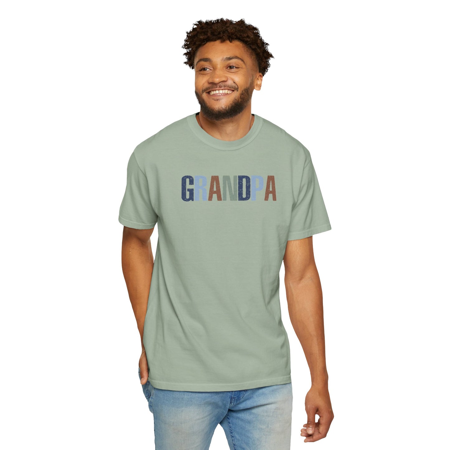 Grandpa Vintage Lettering T-Shirt — Comfortable Dad/Grandparent Gift for Father's Day