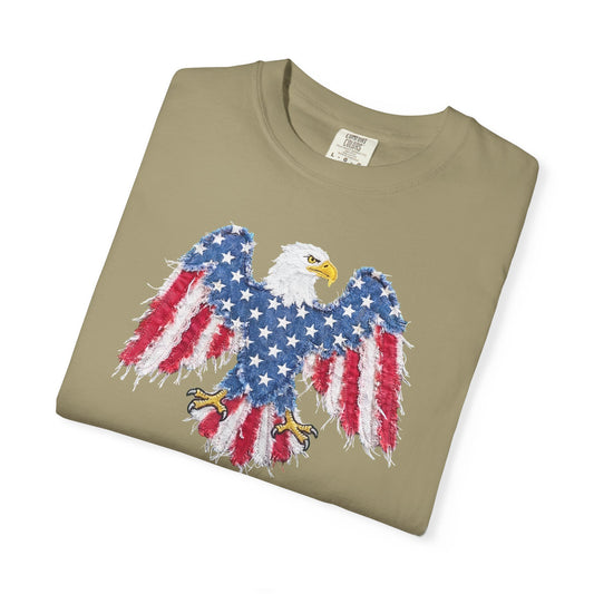 Patriotic Eagle Print T-Shirt — Distressed American Flag Graphic