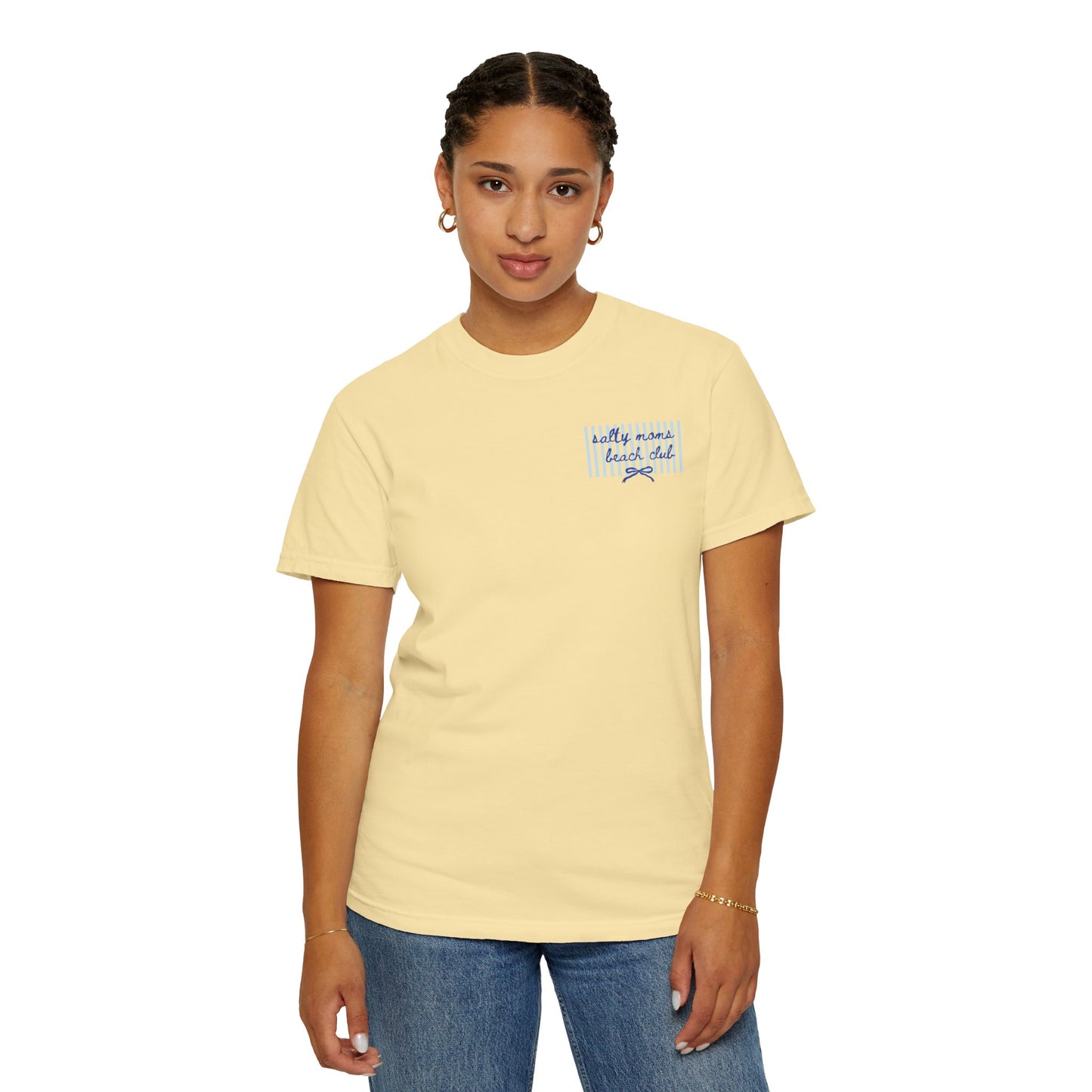 Pocket Script T‑Shirt — "Salty Moms Beach Club" Minimal Graphic Tee