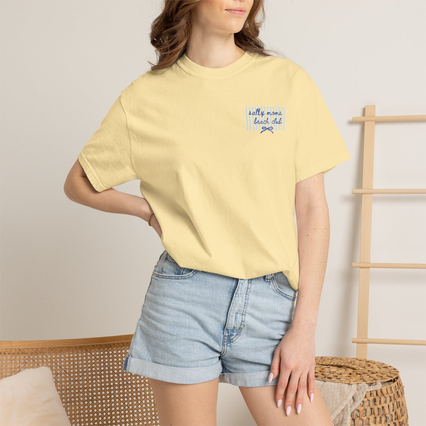 Pocket Script T‑Shirt — "Salty Moms Beach Club" Minimal Graphic Tee